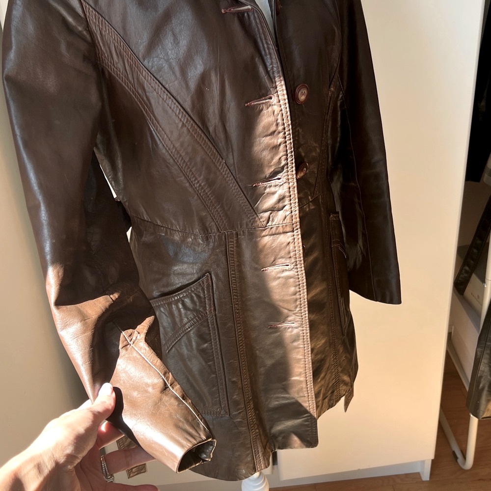 70s Cognac Leather Coat - Picture 4 of 8